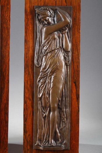 Coppia di bassorilievi, "Donne che trasportano acqua".