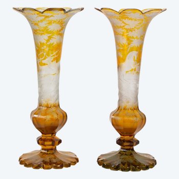 Paire De Vases En Cristal De Bohème Grave XIXème Siècle