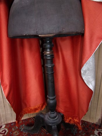 Voile huméral époque milieu du XXe siècle