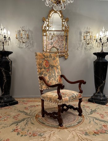 Fauteuil En Noyer d'Epoque Louis XIII XVIIème Siècle