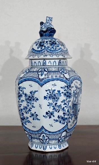 Delft earthenware vase - Early XXth century