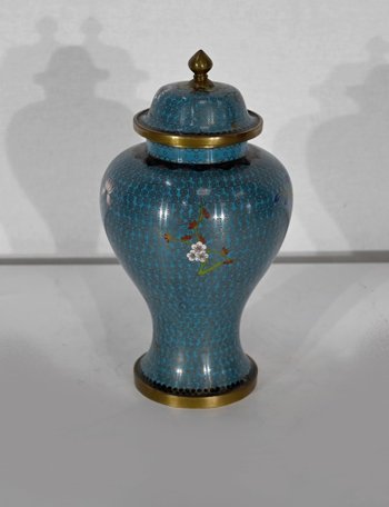 Cloisonné enamel and bronze vase, Japan - Late 19th century