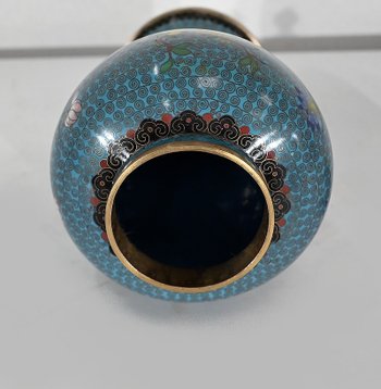 Cloisonné enamel and bronze vase, Japan - Late 19th century