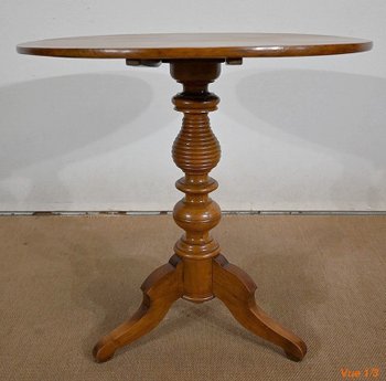 Solid Walnut Pedestal table, Louis Philippe style - 2nd half of the 19th century