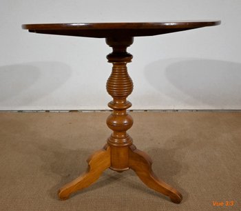 Solid Walnut Pedestal table, Louis Philippe style - 2nd half of the 19th century