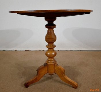 Solid Walnut Pedestal table, Louis Philippe style - 2nd half of the 19th century