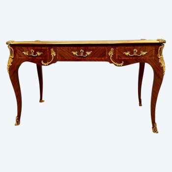 Maurice Rinck, Bureau Plat De Style Louis XV En Marqueterie Bronze Dore Circa 1900 Stampato