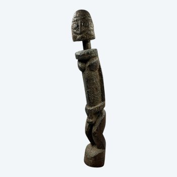 STATUETTE ANTHROPOMORPHE appelée Yapilu Dege - Culture Dogon, Mali - Première moitié du XXème siècle