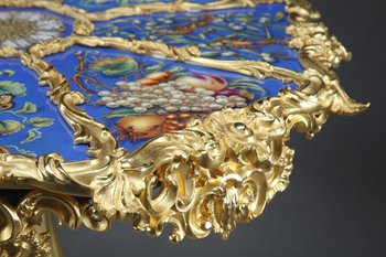 Table Guéridon En Porcelaine De Style Rocaille