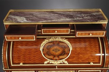 Secrétaire à Cylindre d'Après Un Modèle De Riesener Attribué à La Maison Beurdeley