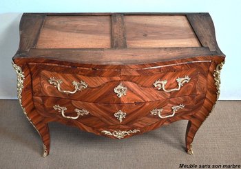 Cassettone sauteuse, stile Luigi XV - seconda metà del XIX secolo