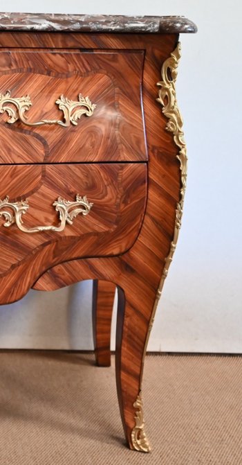 Cassettone sauteuse, stile Luigi XV - seconda metà del XIX secolo
