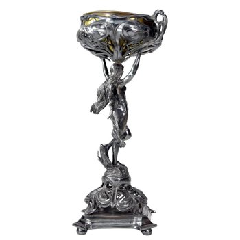 Tasca vuota in metallo argento stile Art Nouveau 1900 Giovane donna