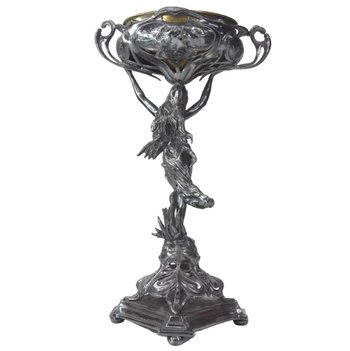 Tasca vuota in metallo argento stile Art Nouveau 1900 Giovane donna