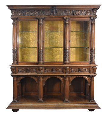 Renaissance Style Carved Showcase In Walnut