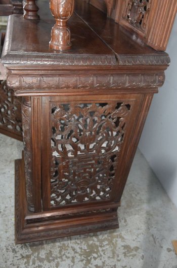 Spettacolare Credenza Due Corpi Indocinesi Decorati Con Draghi In Palissandro
