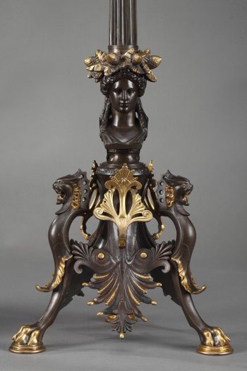 Ein großes Paar Bronze-Kerzenleuchter aus der Restaurationszeit