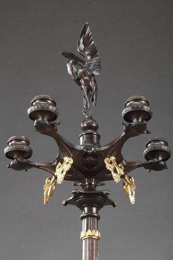Ein großes Paar Bronze-Kerzenleuchter aus der Restaurationszeit