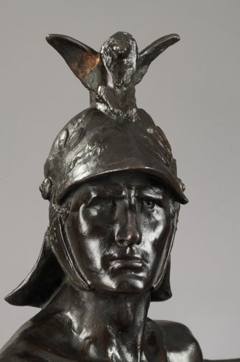 Scultura in bronzo "Il Guerriero" di Auguste de Wever