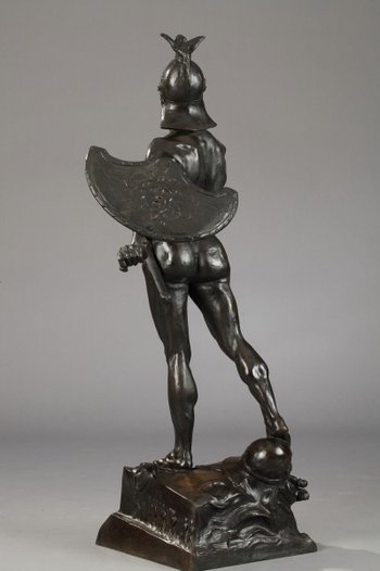 Scultura in bronzo "Il Guerriero" di Auguste de Wever