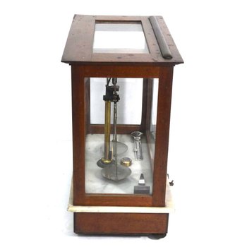 Trébuchet d'époque 1900 De Laboratoire