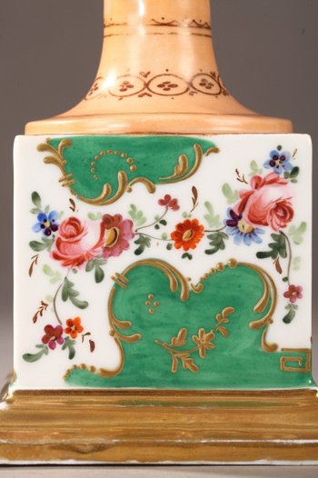 Medici Vases In Porcelain Of The Louis-Philippe Period