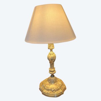 Schöne Lampe aus vergoldeter Bronze aus dem späten 19.