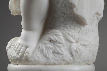 Skulptur Aus Weißem Marmor "Putto Mit Weizenähren".