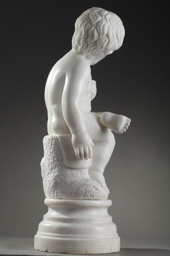 Skulptur Aus Weißem Marmor "Putto Mit Weizenähren".