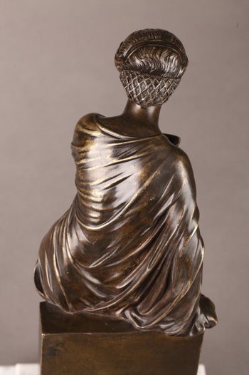 Bronze statue of Suzanne by Eugène Antoine Aizelin (1821-1902)