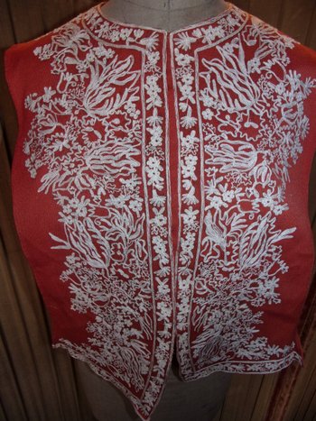 Gilet brodé pour femme, époque fin XIXe siècle