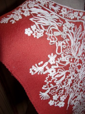 Gilet brodé pour femme, époque fin XIXe siècle