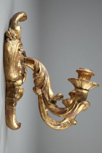 Appliques Anciennes à 2 Lumières En Bois Doré d'époque Louis XV