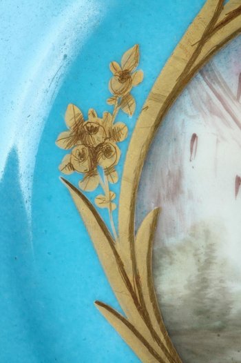 Coupe En Porcelaine Bleue Dans Le Style De Sèvres, XIXe Siècle