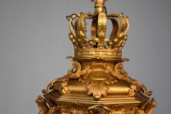             Lanterna in bronzo dorato dalla Reggia di Versailles