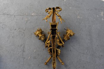            Coppia di lampade da parete in bronzo in stile Luigi XVI
