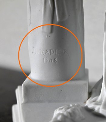 Cookie " Sapho à la Colonne ", after J. Pradier - 1920