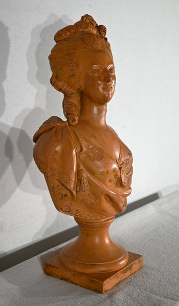 Busto in terracotta di Maria Antonietta, dopo F. Lecomte - 1920