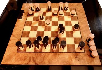 Ensemble Table de Jeux, Échiquier et Paire de Chaises Paul Michel – 1970