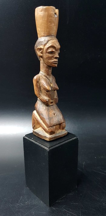 Mortier à Tabac Ou à Chanvre, Holo, R.D.C.