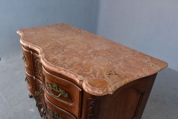             Comò Sauteuse A Forma Di Balestra In Noce Diciottesima Volta