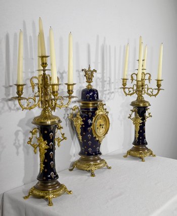 Important Gilded Bronze Mantel Set - Late 19th Century
