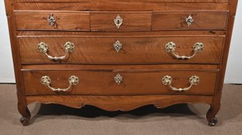 Commode Scriban en Noyer, époque Louis XV – XVIIIe
