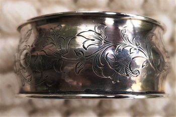 Portatovagliolo in argento sterling pugno collare monogramma orafo Vautrain