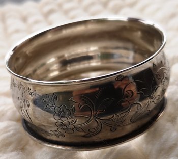 Portatovagliolo in argento sterling pugno collare monogramma orafo Vautrain