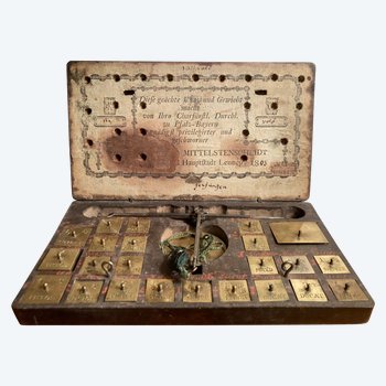 Balance de Changeur Allemande de 1803 complète de ses 23 poids gravés des monnaies (Ducat , Carlin, Pistole....)