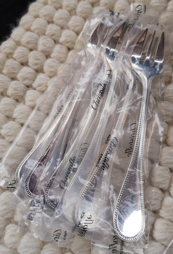 & 2 Christofle oyster forks, "Perles" model, silver plated