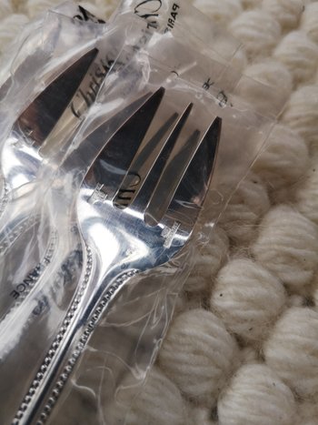 & 2 Christofle oyster forks, "Perles" model, silver plated