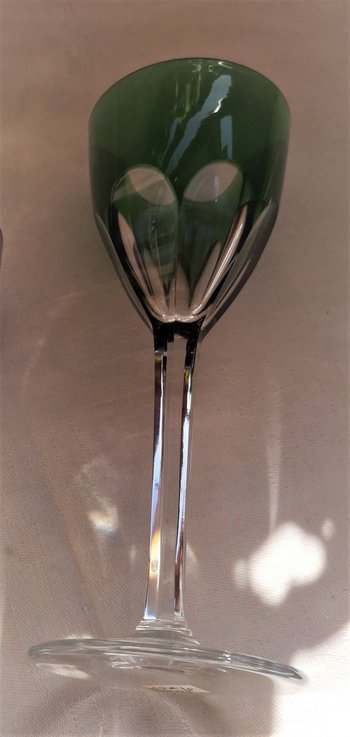 Verre à vin blanc/roemer cristal doublé de couleur vert BACCARAT modèle Genova