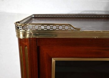 Small Mahogany display case, Louis XVI style - End of XIXth century